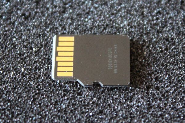 Tarjeta MicroSD Sandisk Ultra de 128GB compatible con Mister FPGA (reverso)